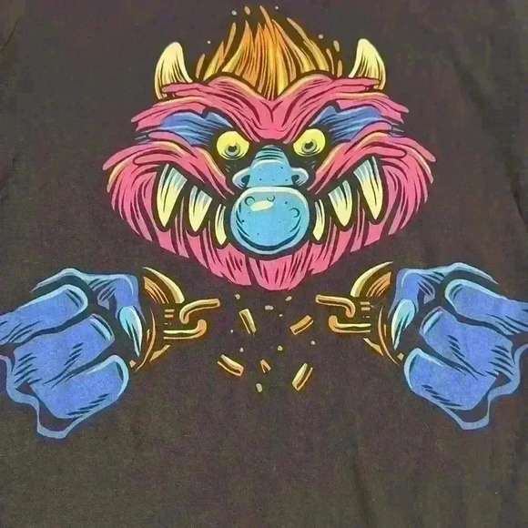 My Pet Monster graphic t-shirt - Picture 2 of 3
